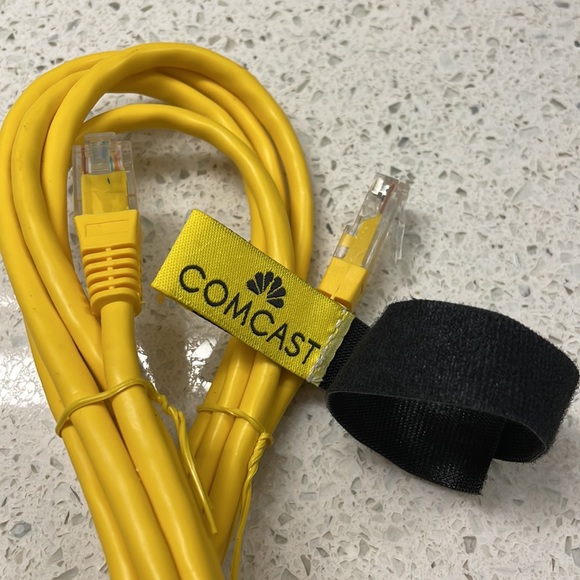 Comcast Yellow Ethernet Cable With Velcro Wire Secure Loop Included - Picture 6 of 6